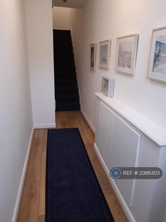 Communal Entrance, Ground Floor