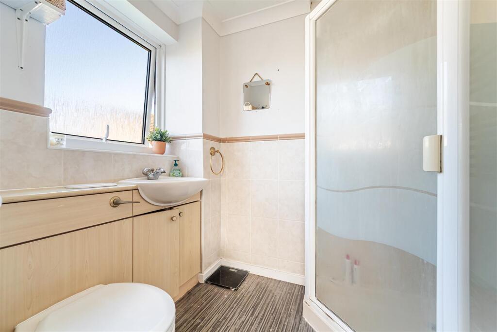 En Suite Shower Room