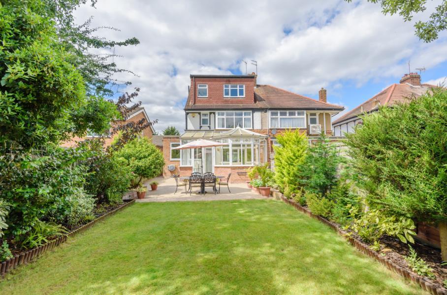 West Towers, Pinner