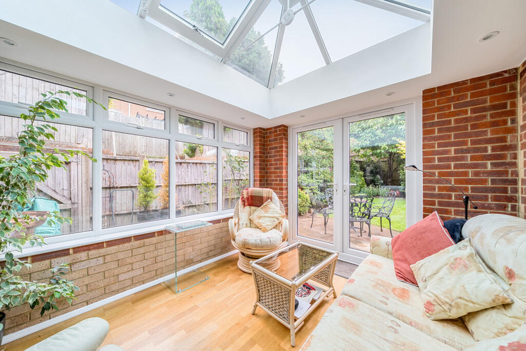 1332748-15-688887...