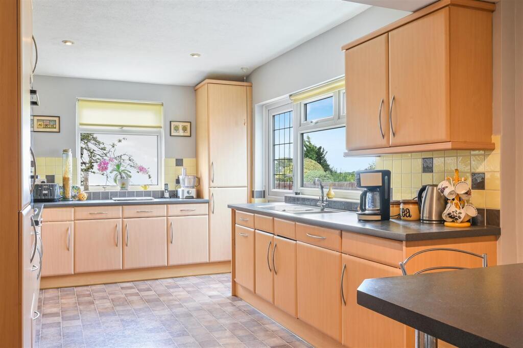 WILLMOT WAY, 54- (9).jpg