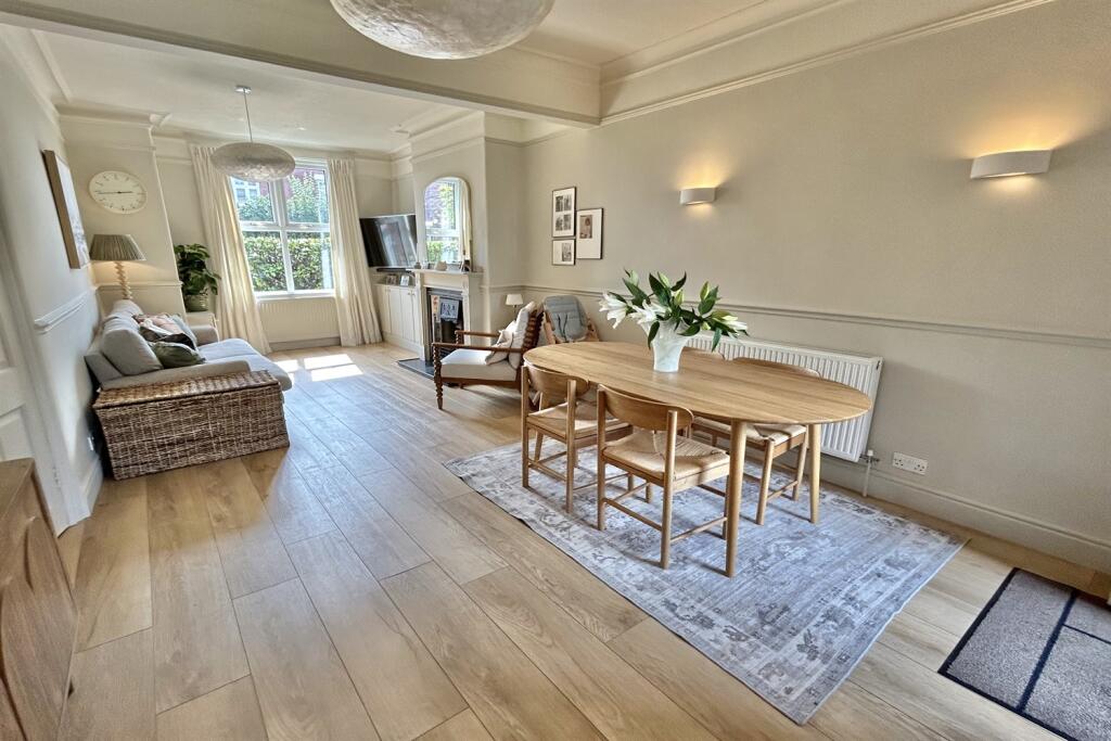 Living Dining Room