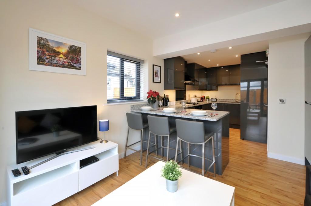 Lounge/Kitchen