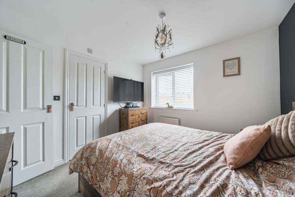 1327804-3-68936f3ac7856