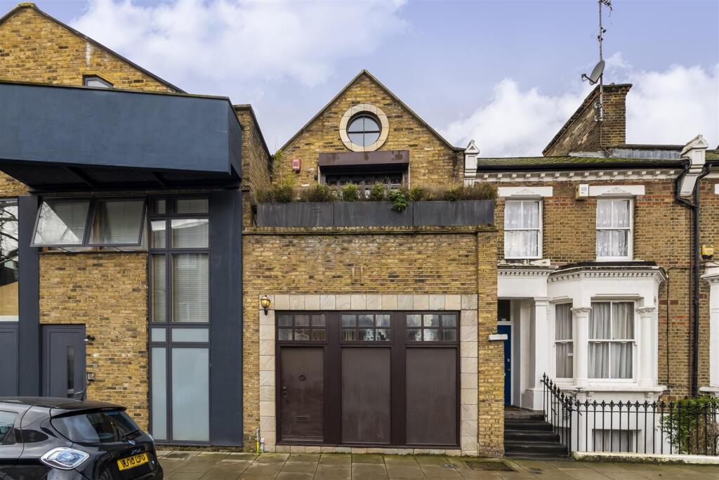 HELLIWELL &amp; CO