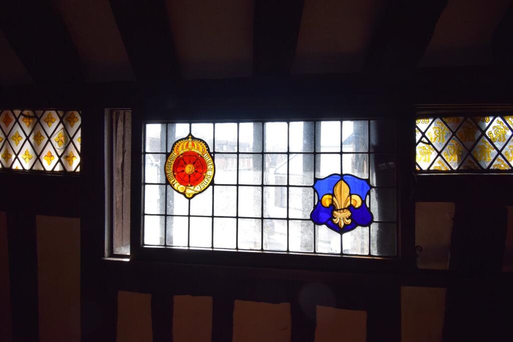 Feature Window