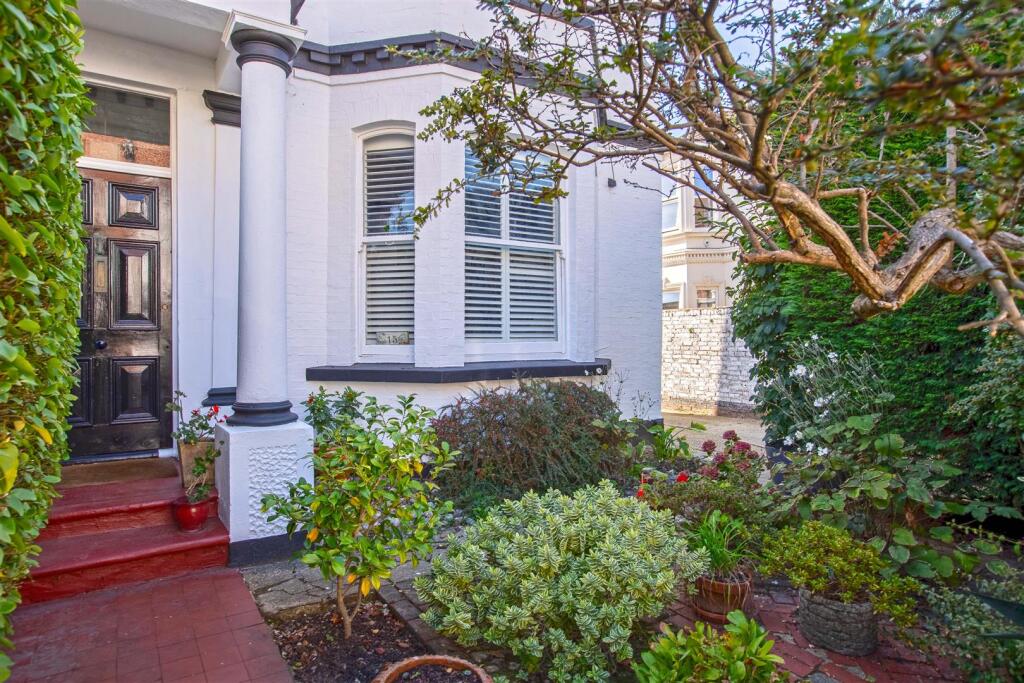 Christchurch New_7.jpg