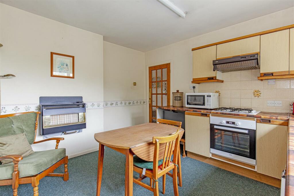Kitchen-2.jpg
