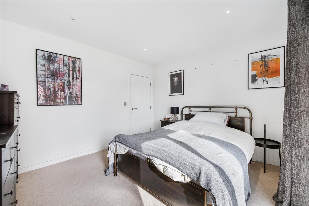 7, Renoir House-11.jpg