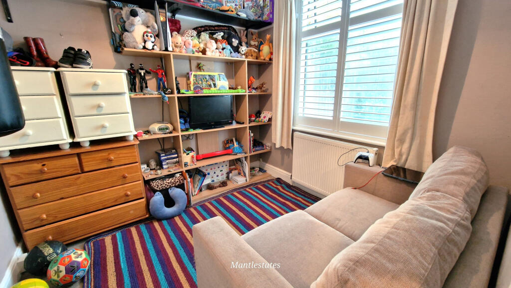 BEDROOM TWO