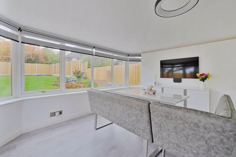 Garden / Dining Room 