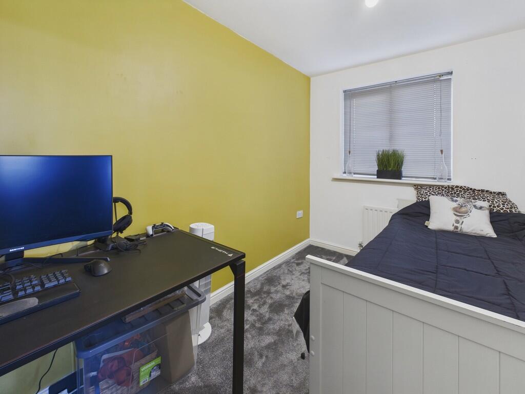 CAM04273G0-PR0242...