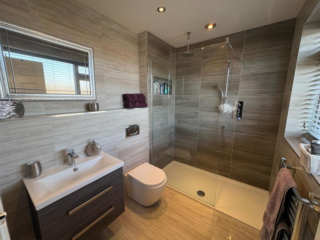 Family Shower Room