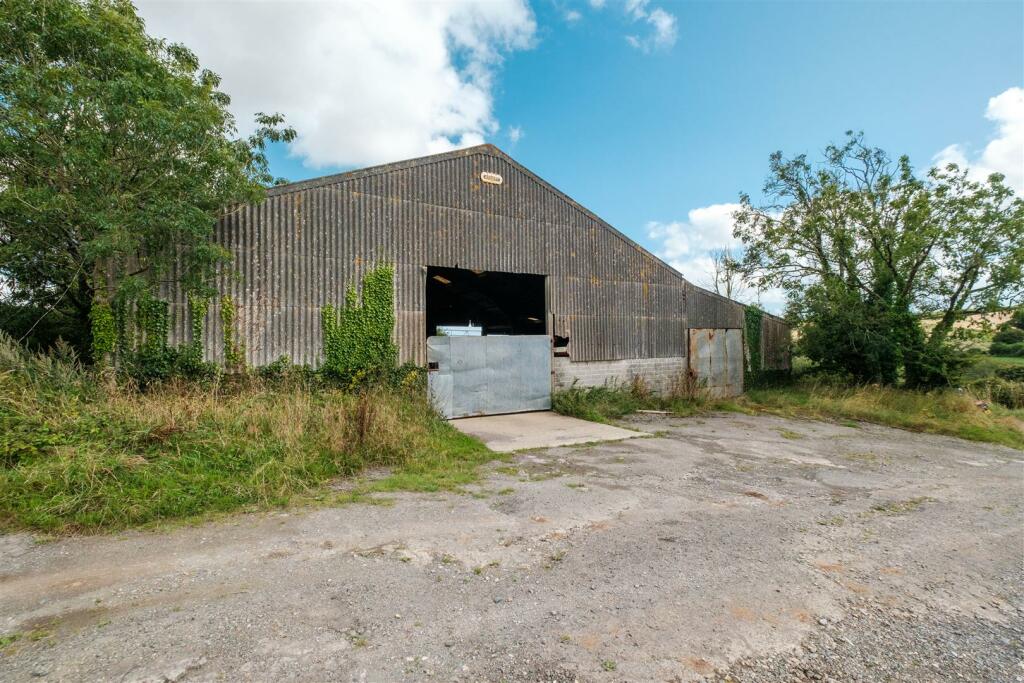 Parry_Barn-2.jpg