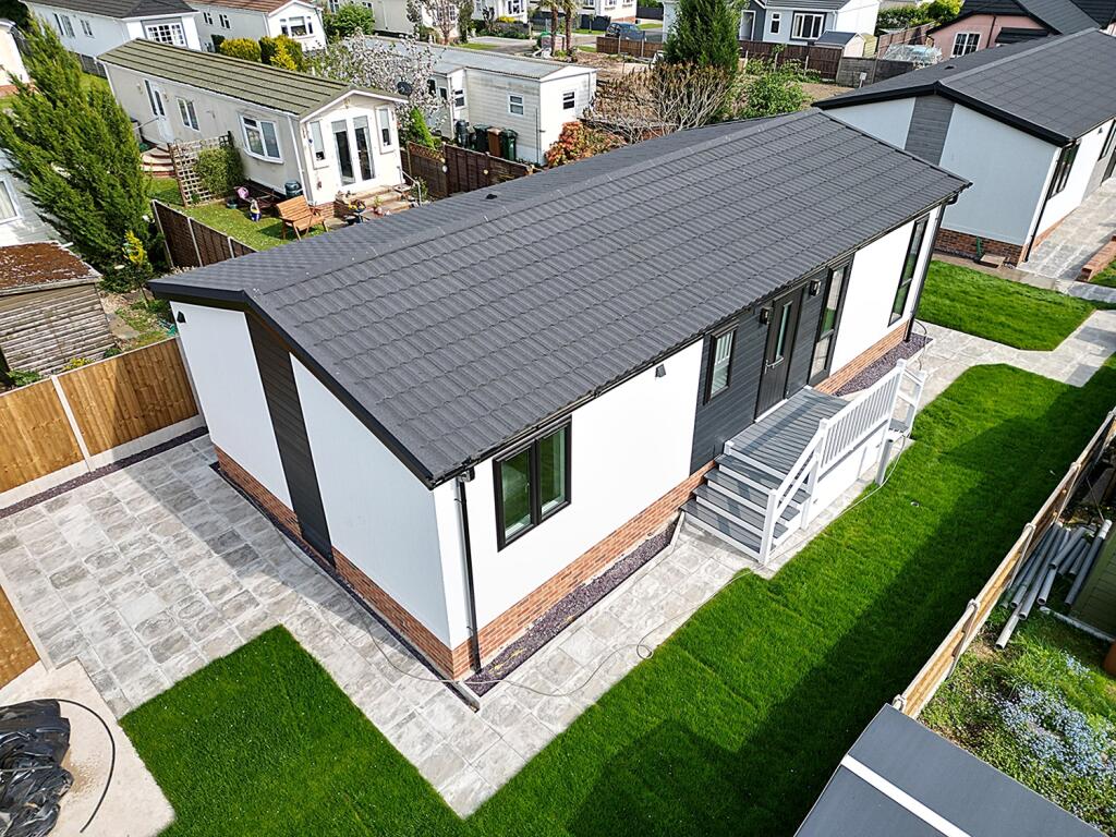 Exterior 2