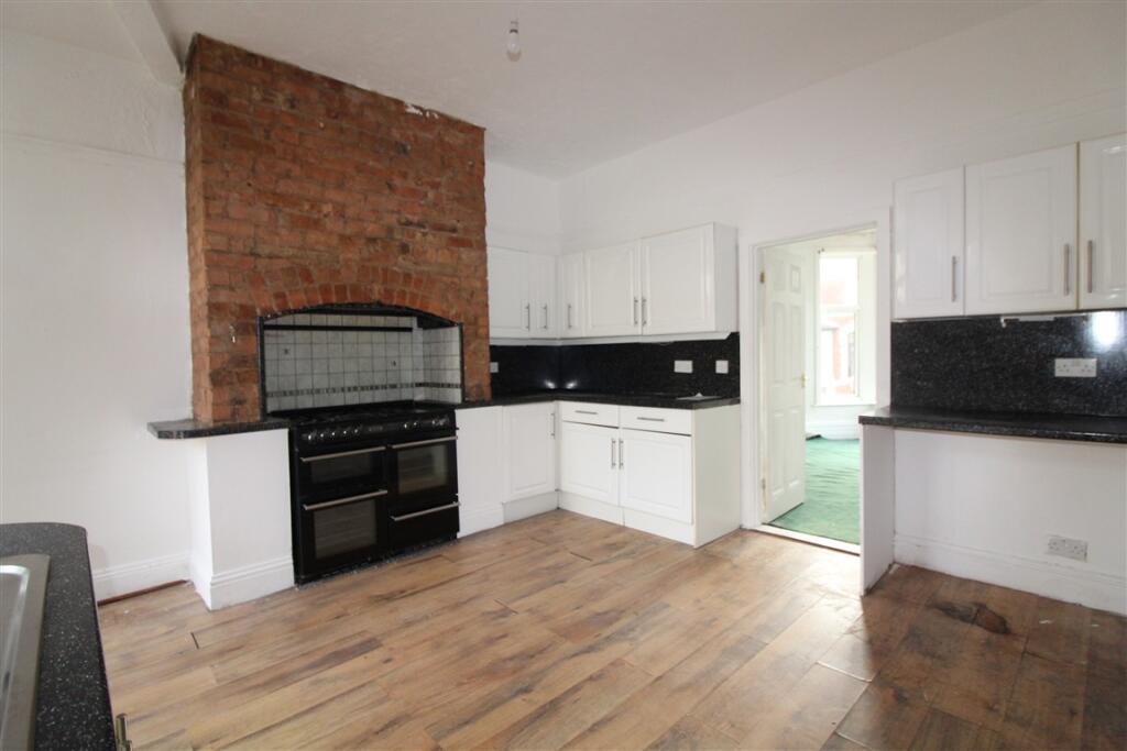 Kitchen 2 T202502031203.jpg