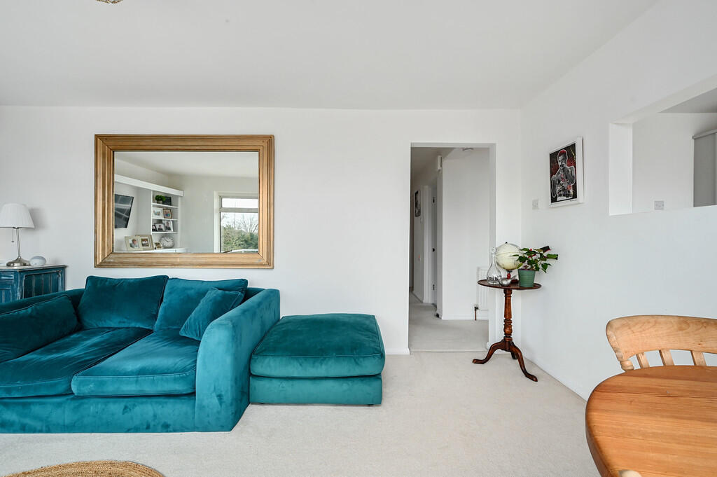 66 Woodland Court...