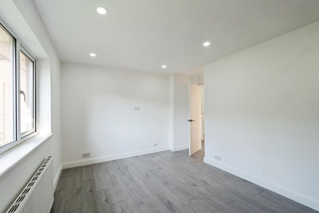 Large Double Bedroom