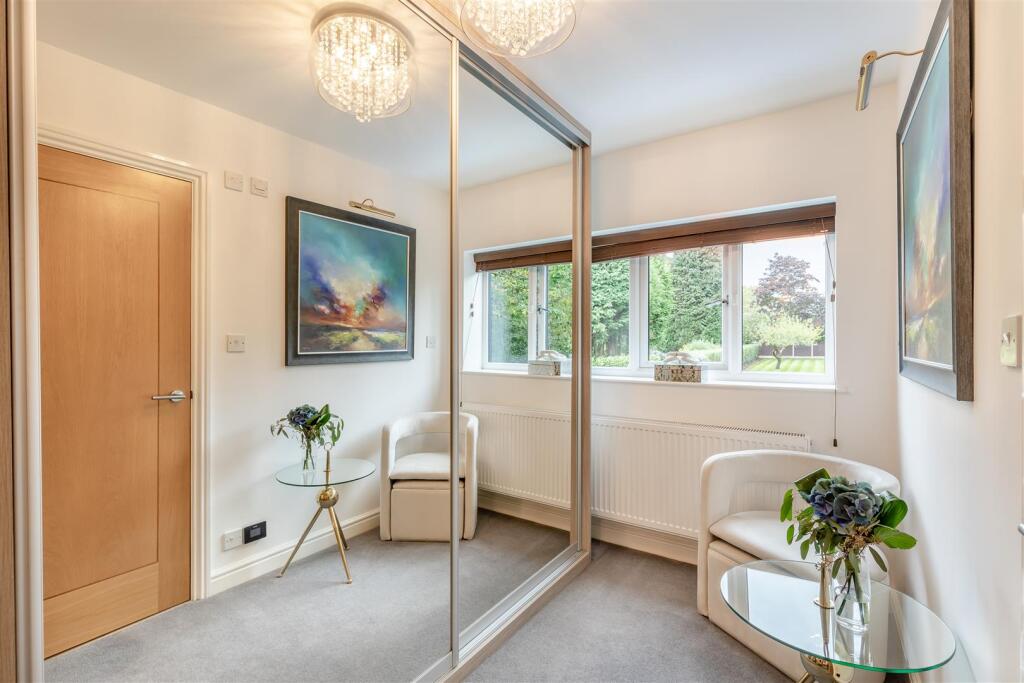8665443-interior20.jpg