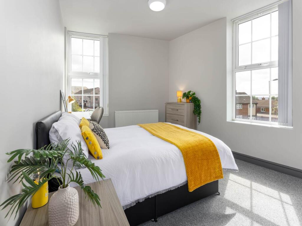 bedrooms (5)
