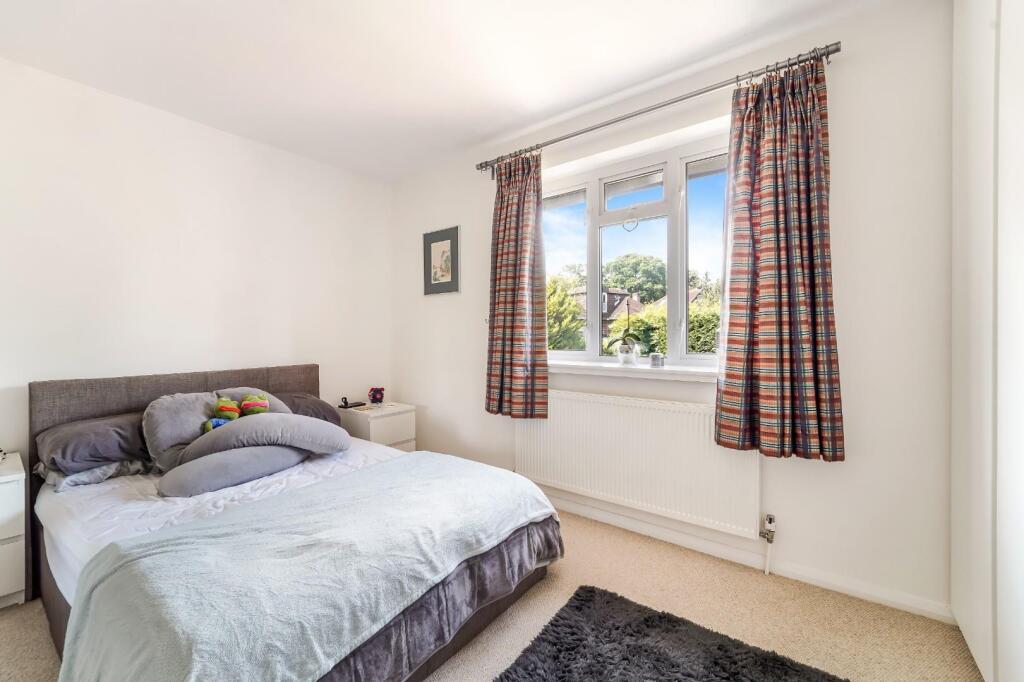 YEWLANDS CLOSE (8).jpg