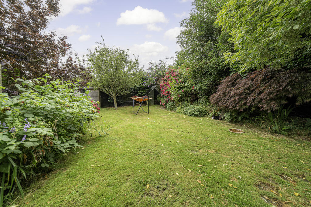 general 2 Bramley Av