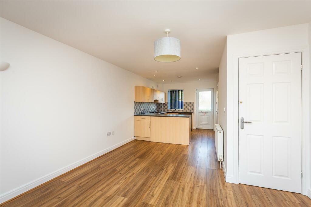 21 Viking Court, Bracebridge Heath, Lincoln, LN4 2