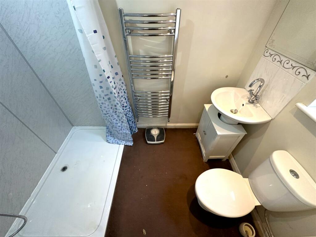 En-Suite Shower Room 457
