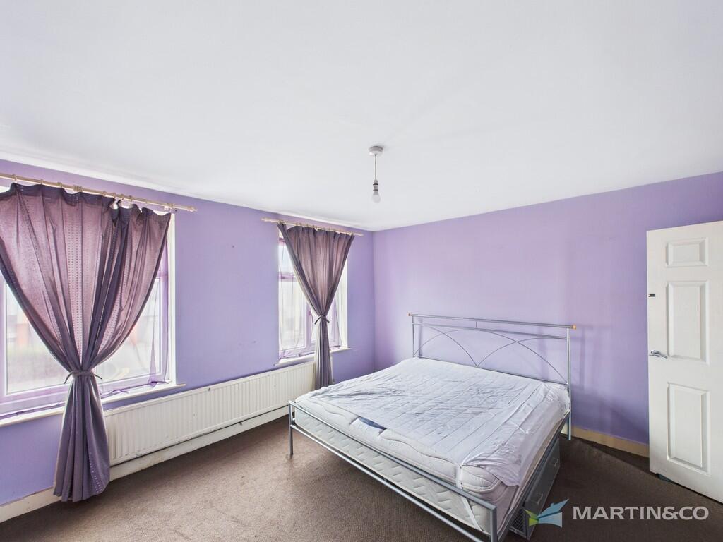 CAM02318G0-PR0542...