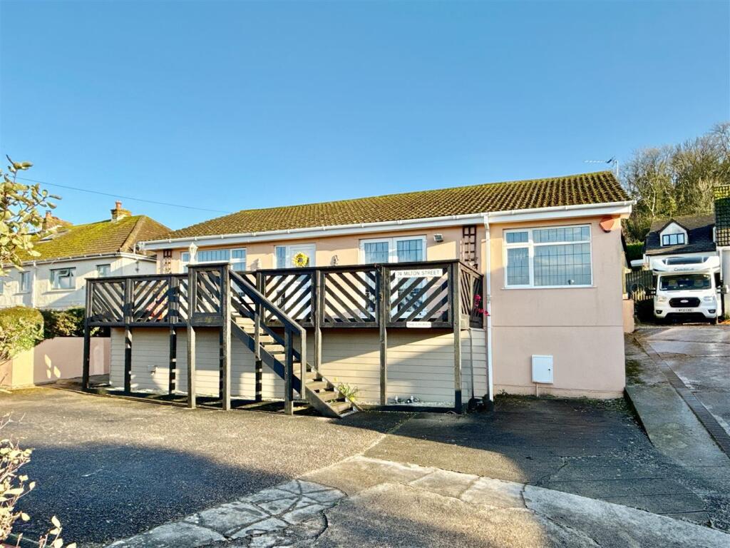 Front &amp; Driveway.JPG