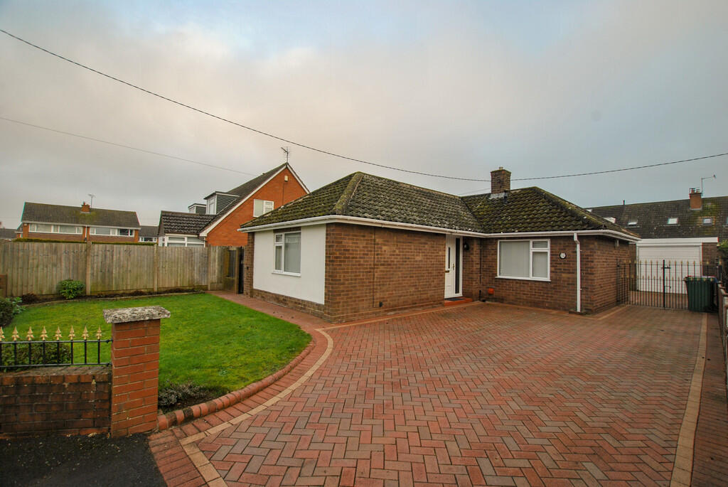 Sutherland Drive, Muxton, Telford, TF2 8PU
