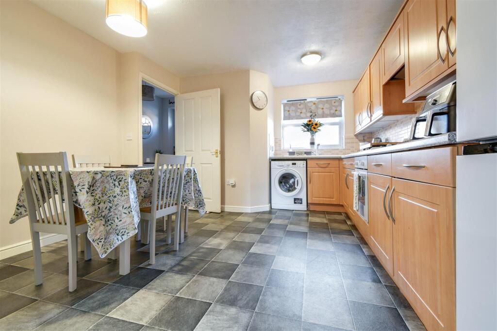Kitchen diner