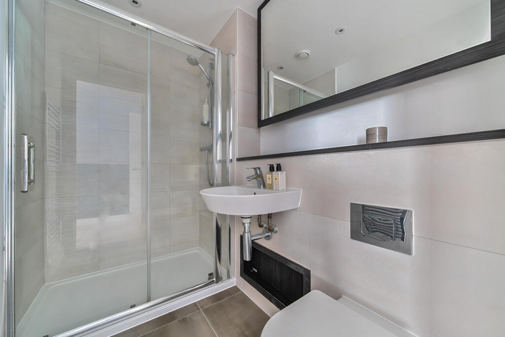 23-6819ce5795a59-...