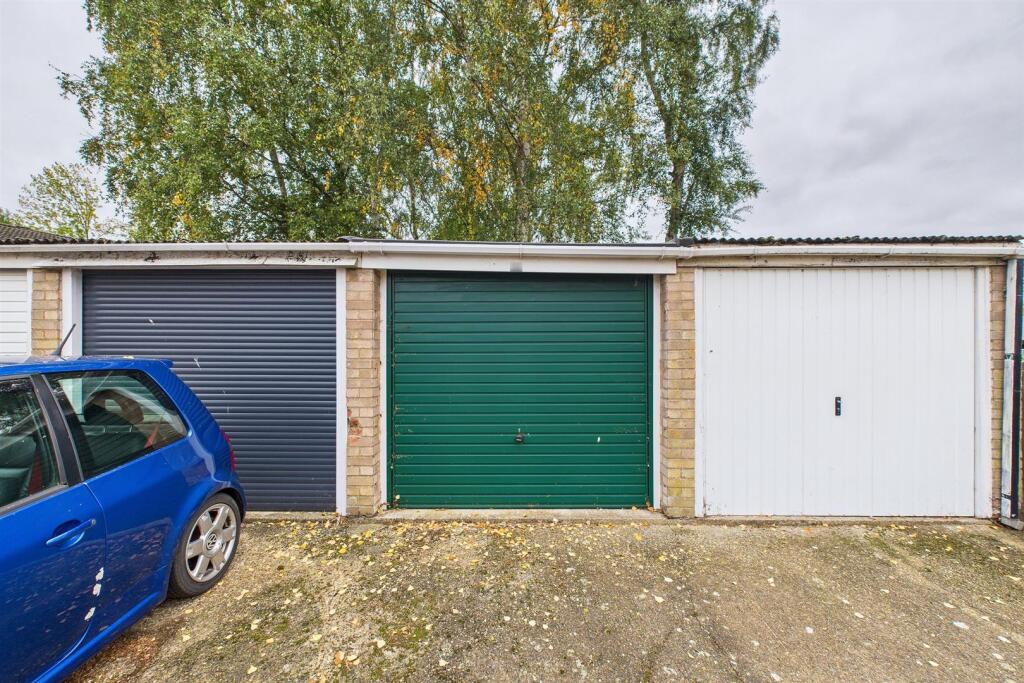 Garage.jpg
