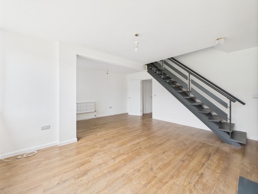 CAM05068G0-PR0044...