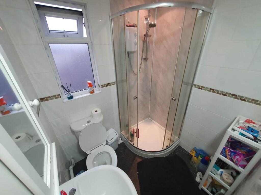 Bathroom 3