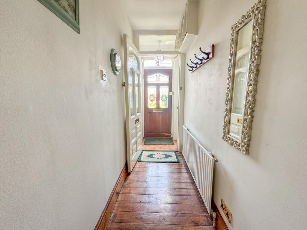 hall1