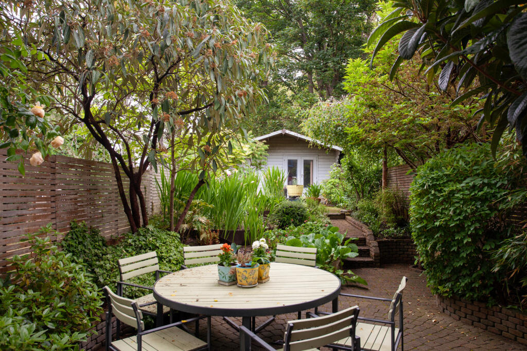 287599 - PeachumRoad_KElliott_050.jpg