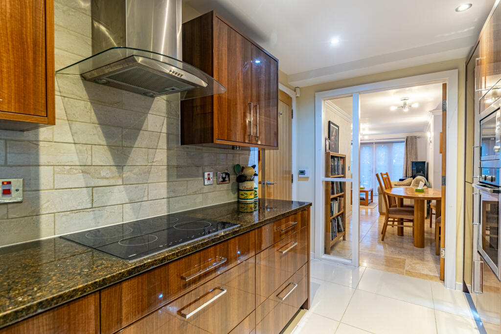 Kitchen 3