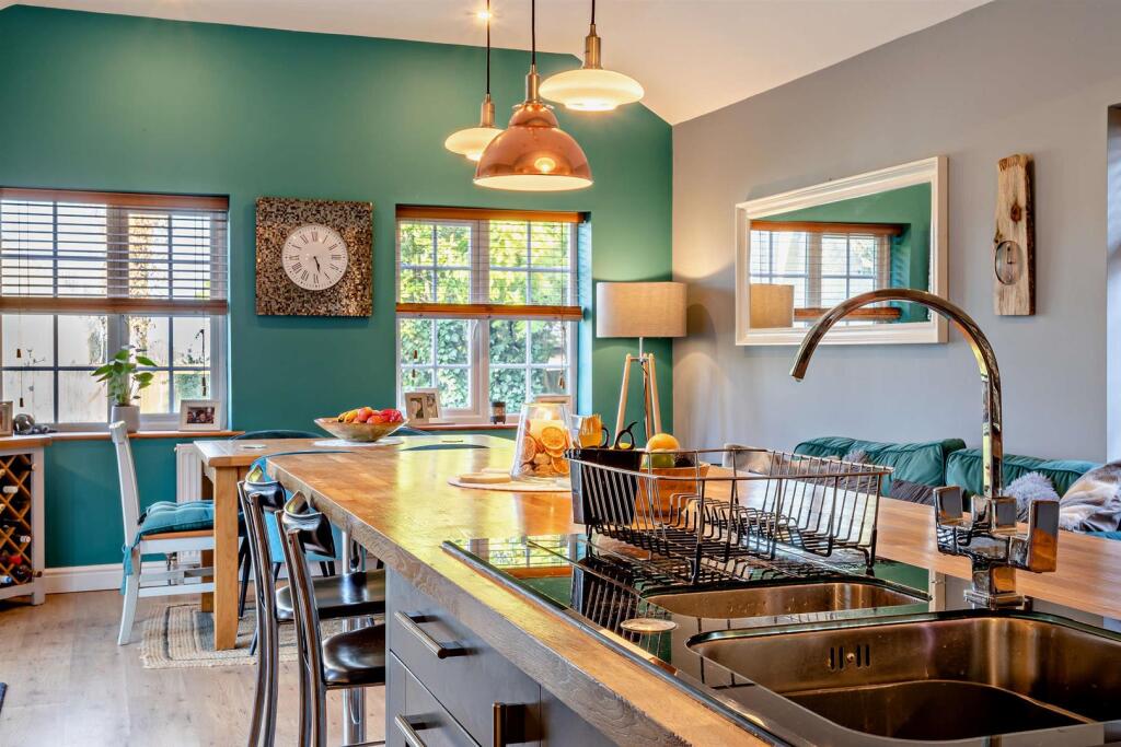 8642655-interior23-800.jpg