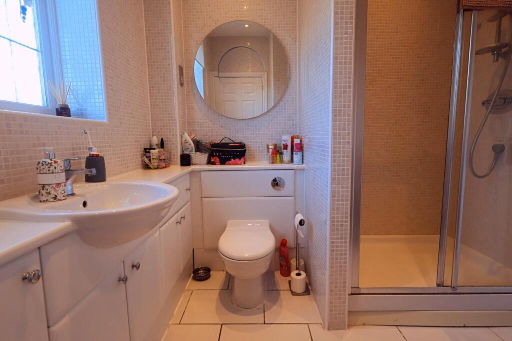 ENSUITE SHOWER ROOM
