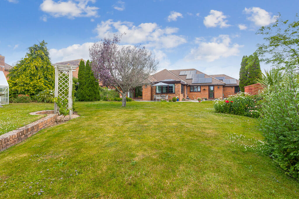 A08 - 4 Nurseries...