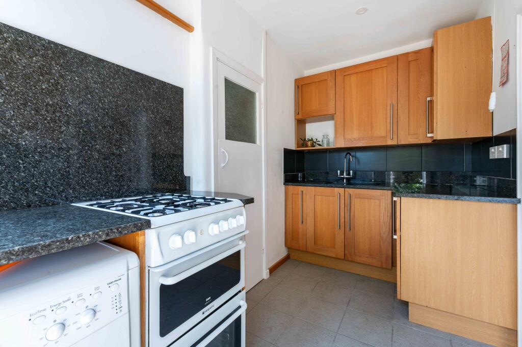 120 Kingston Road, Teddington, TW11 9JA