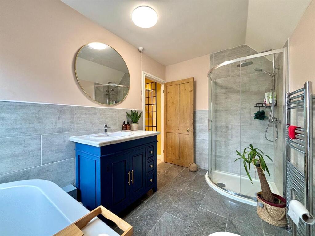 WhatsApp Image 2025-08-04 at 13.50.06_84cd5aef.jpg