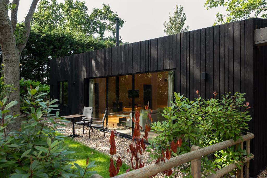 Willow Road, Whitstable