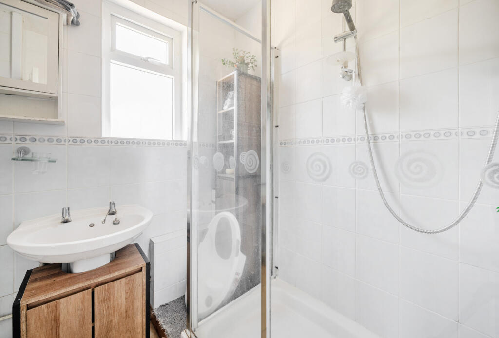 1313021-18-6853d7...