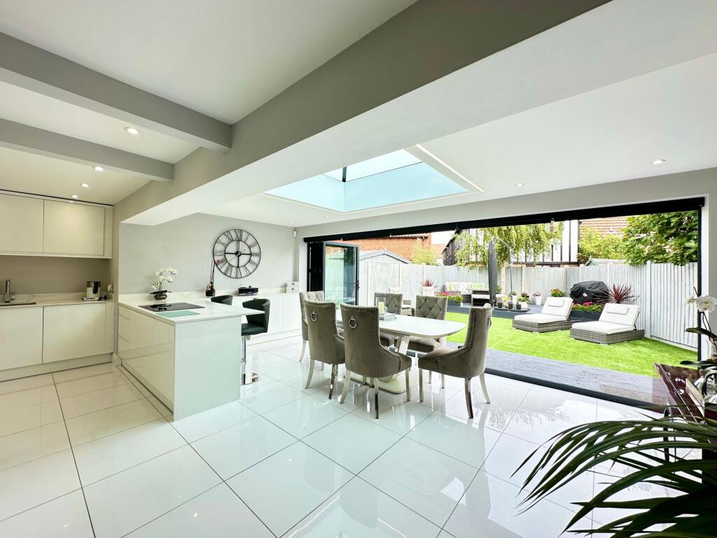 Kitchen / Diner