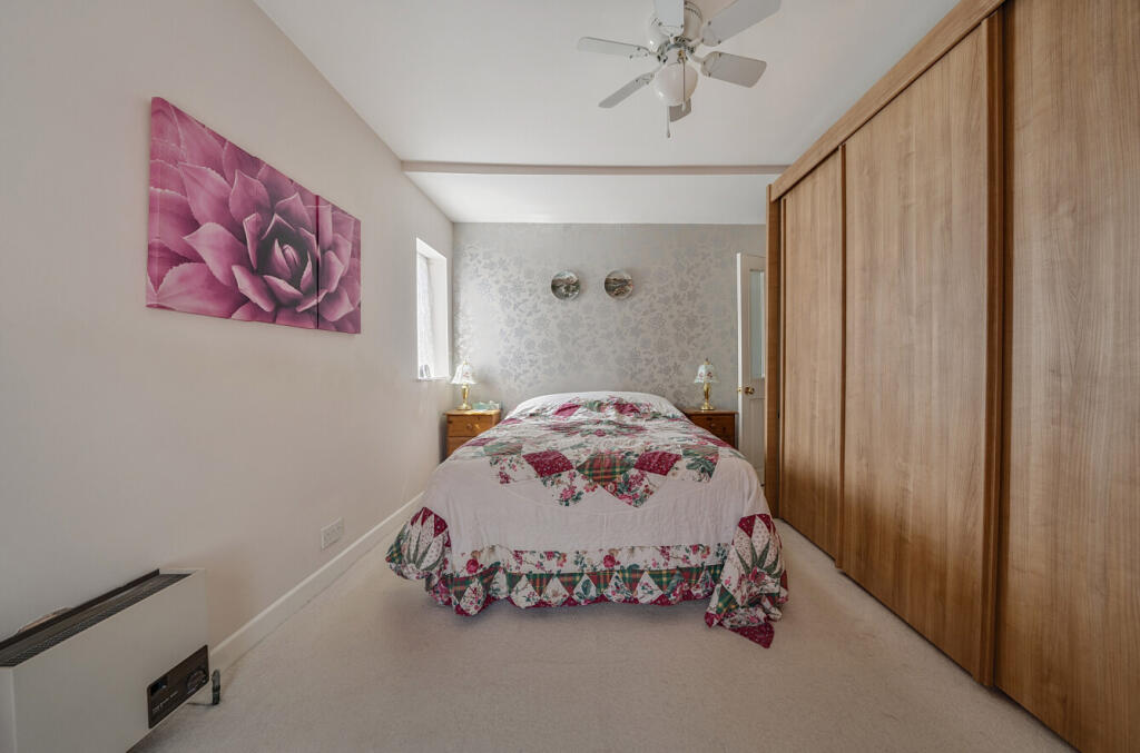 35-682214cd8a1c1-...