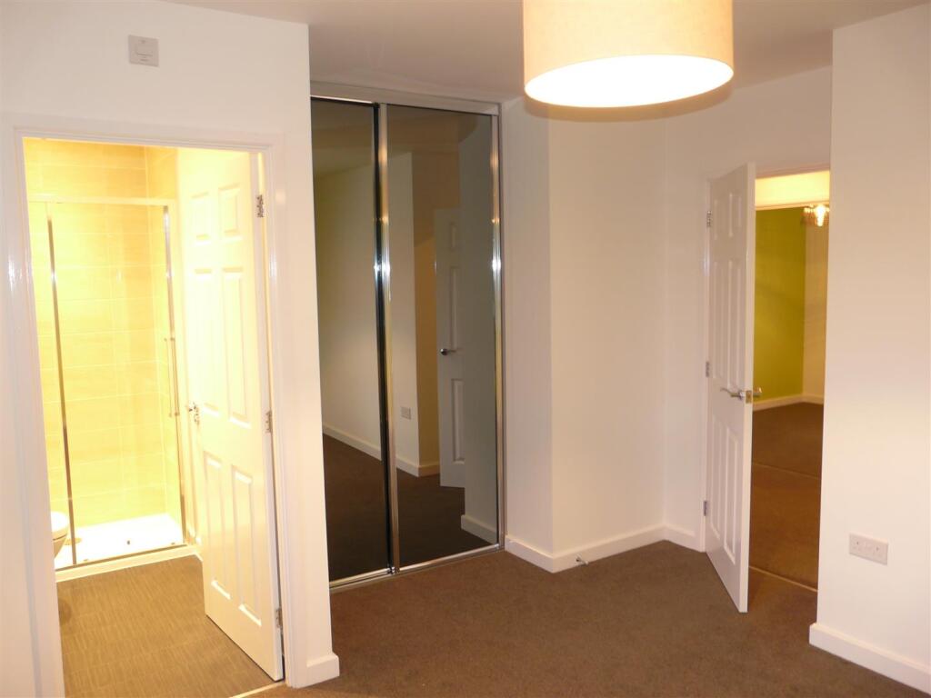 36 Thomas Place V2023.JPG