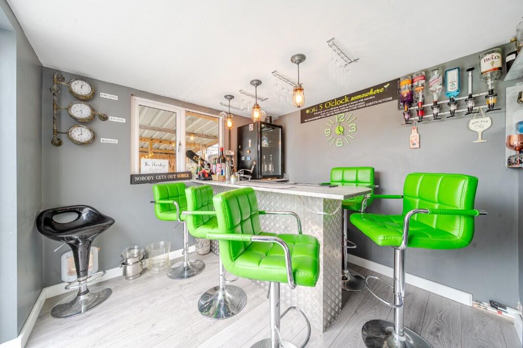 Bedroom Or Reception